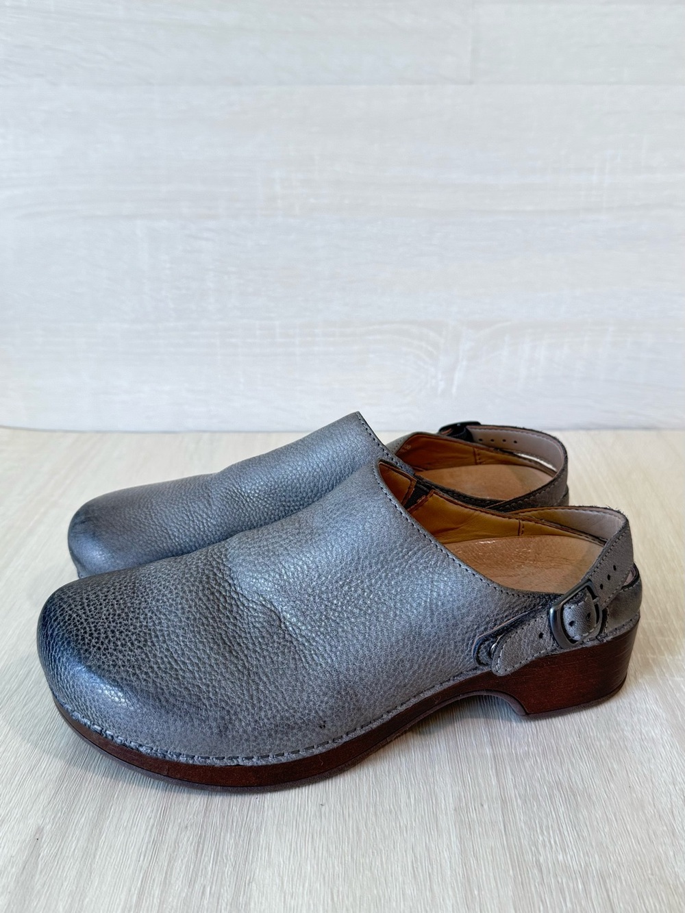 Dansko Women’s EU 38 Gray Leather Slingback Clogs Buckle Comfort Shoes